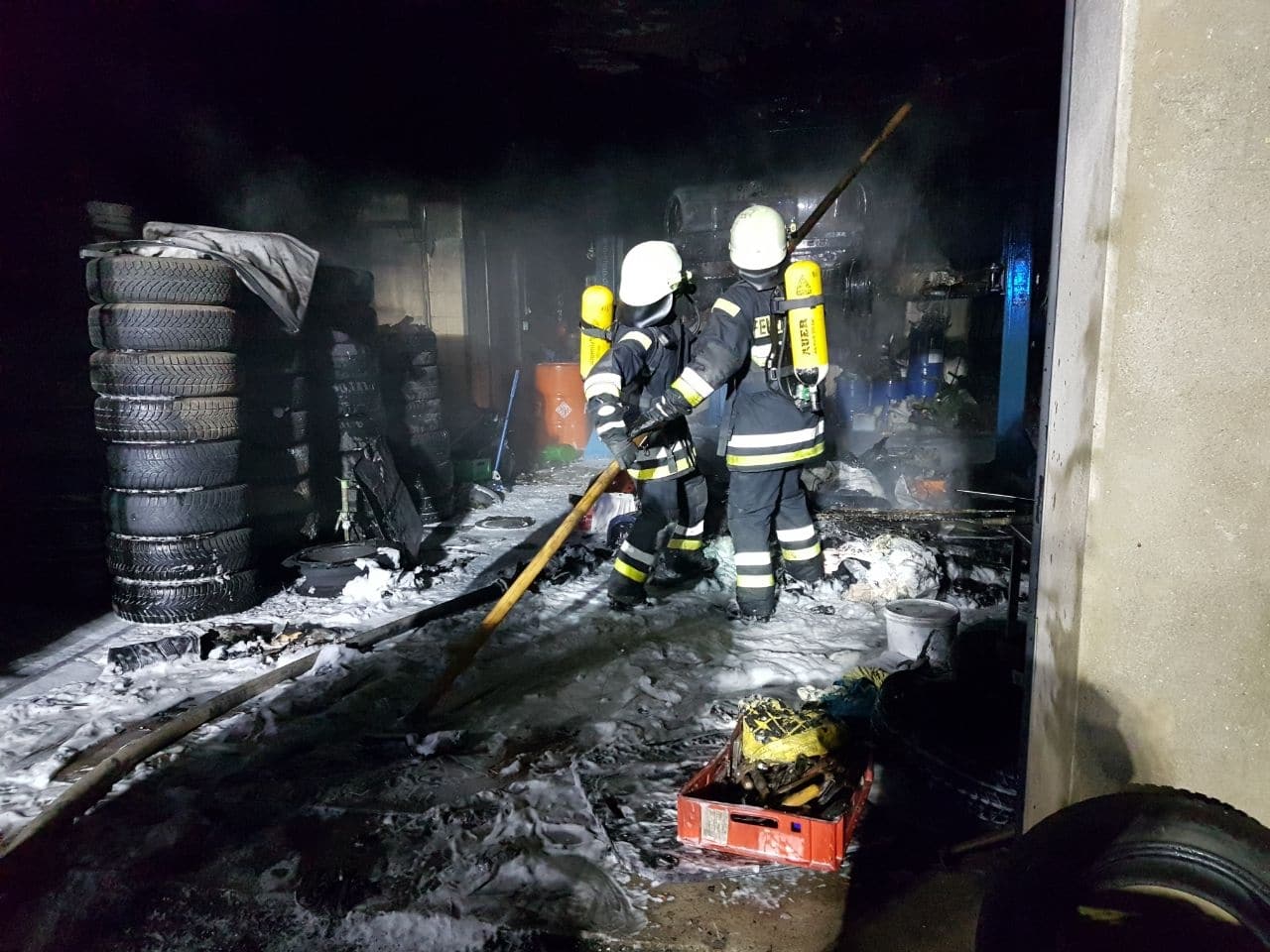 Feuer In Einer Kfz Werkstatt