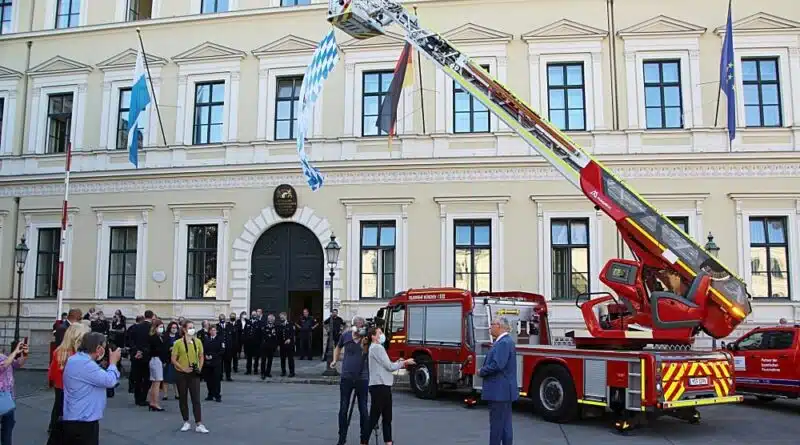 Am 11. September 2020 eröffnete Innenminister Joachim Herrmann die Feuerschutz-Aktionswoche des Landesfeuerwehrverbands Bayern.