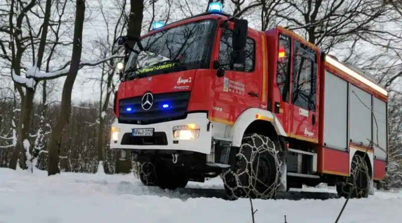 Die Feuerwehr Werne hat nach dem neuerlichen Wintereinbruch das LF20 KatS des BBK winterfest gemacht. Was Autofahrer jetzt beachten sollten, dazu gibt der GDV Tipps.