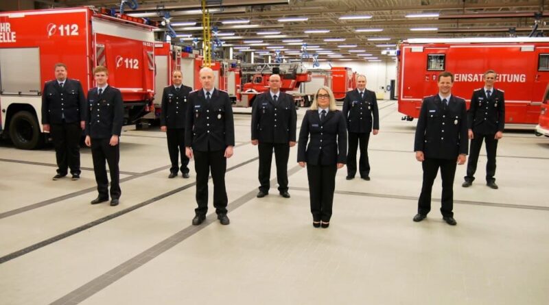 Die gesamte Führung der Ortsfeuerwehr Altencelle.