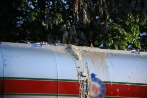 Mit hohem Druck wurde das Crude Glycerine aus der Tankkammer gedrückt.