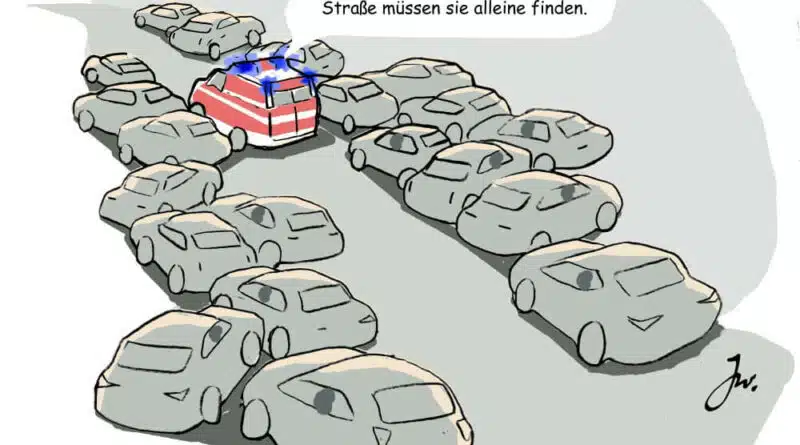 Das richtige Verhalten, wenn Einsatzfahrzeuge mit Blaulicht und Martinshorn ankommen ist, ihnen umgehend Platz zu machen.