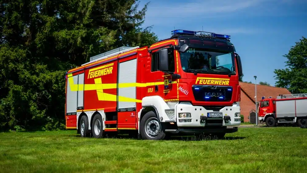 Bai lieferte im Juni 2021 ein neues G-TLF an die Feuerwehr Altmoorhausen.
