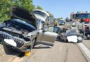 Pkw-Unfall bei Bonn: Fahrzeuge in Dachlage