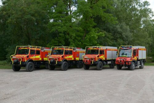 Lauter Besonderheiten: (v.l.) zwei TLF-W, ein RW-HG und ein RW-K auf Unimog-Fahrgestellen. Foto: Ralf Maile/Daimler Truck AG