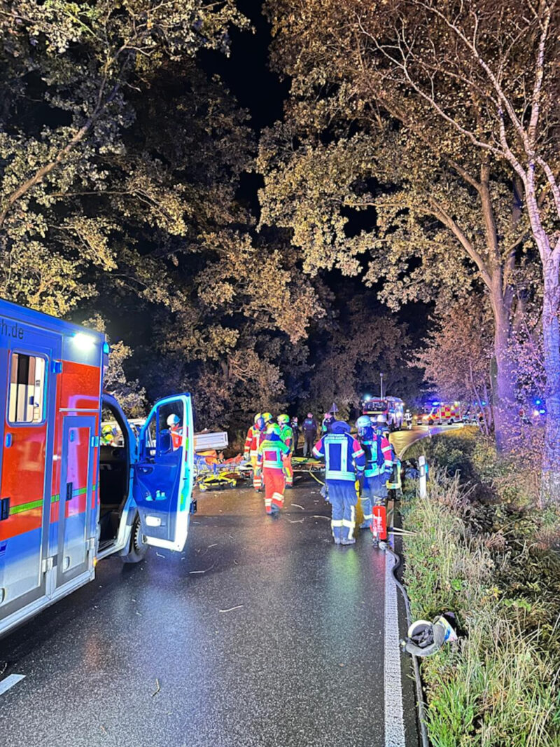 Gesperrte Straße während des Einsatzes.