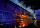 Brand in Sägewerk: Löschmaßnahmen ziehen sich die ganze Nacht