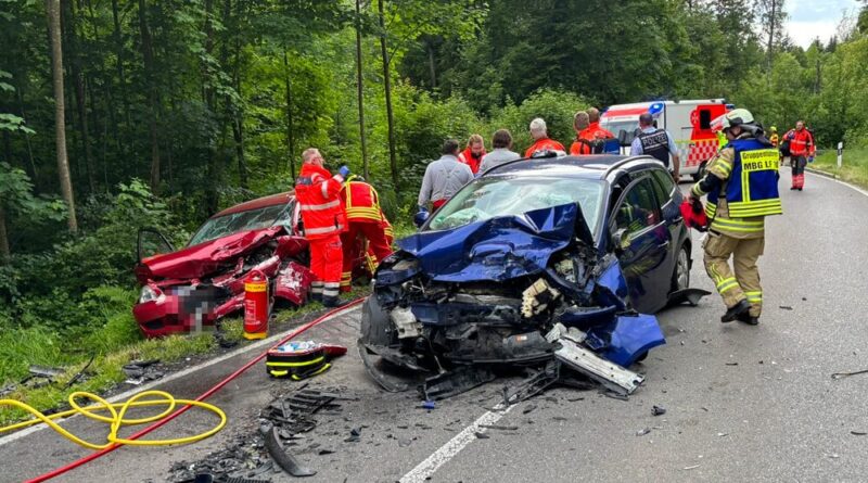 Einsatz auf der K7783 am 27. Mai 2025 nach einem schweren Begegnungsunfall. Foto: KFV Bodenseekreis