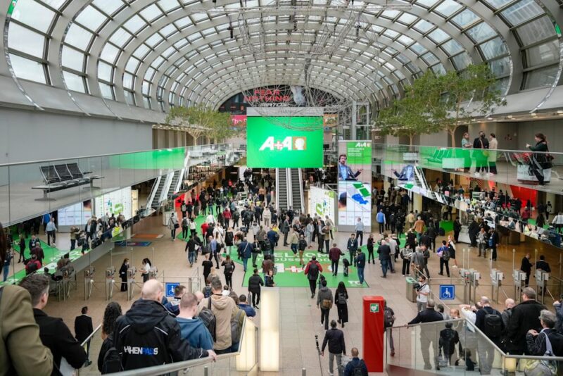 Fokus auf Innovation: Die A+A präsentierte auch in diesem Jahr neue Ideen, Produkte und Lösungen, die die Arbeitswelt sicherer und gesünder gestalten sollen. (Foto: Messe Düsseldorf/ctillmann)